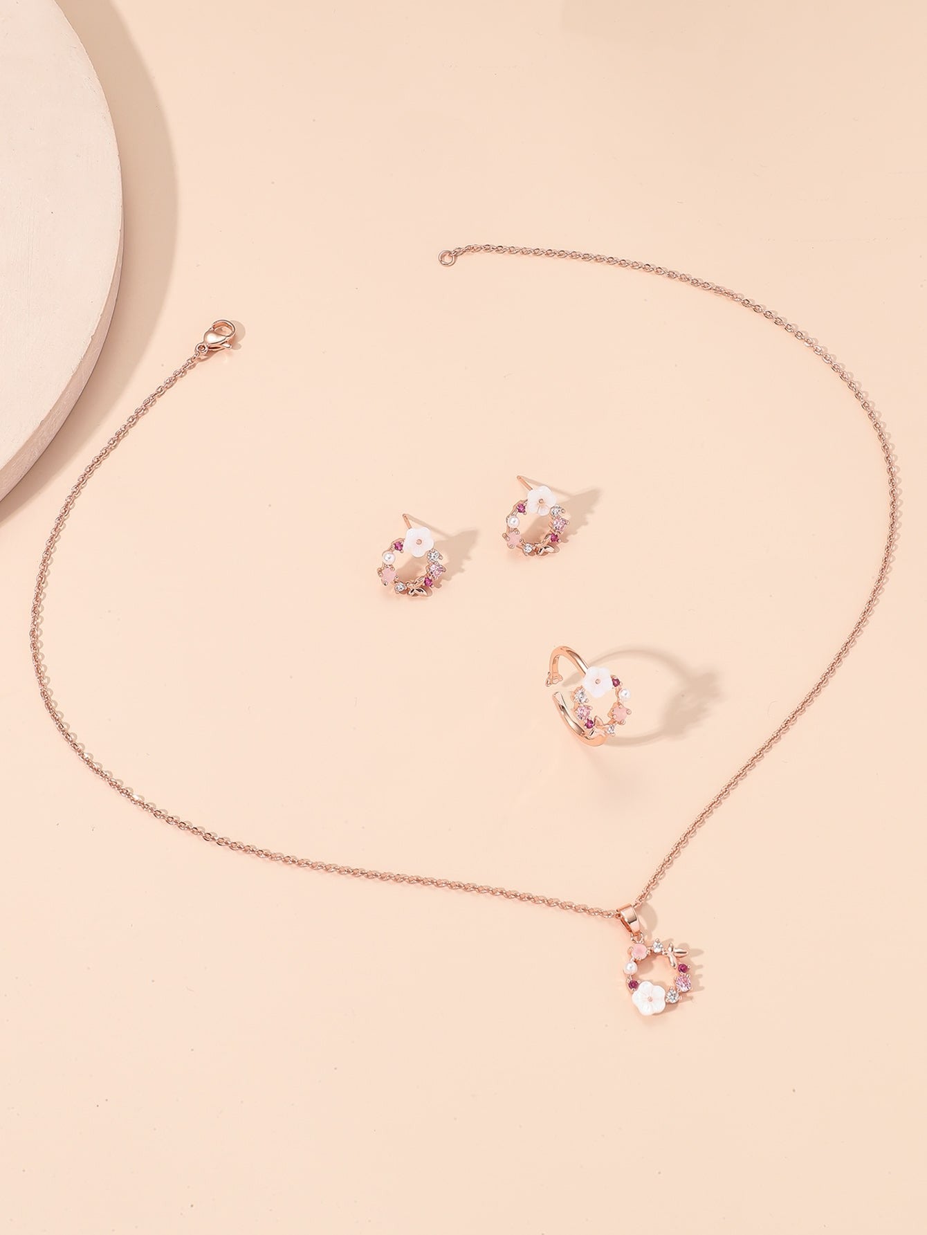 4 Pieces Rose Gold Color Lady Flower